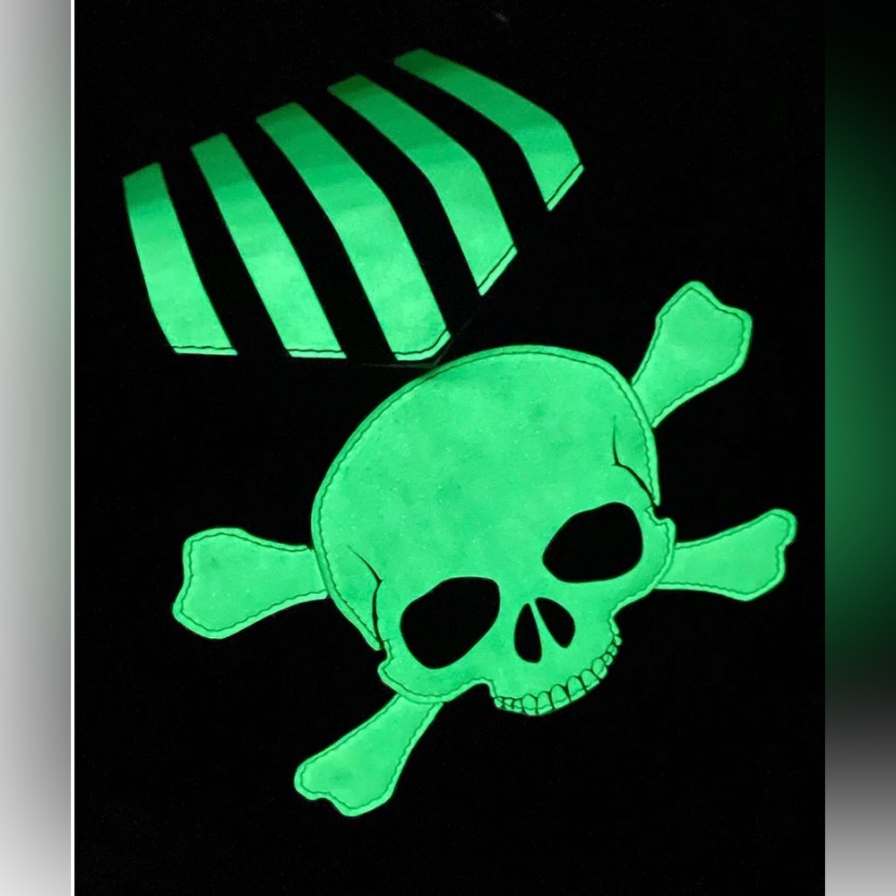 Poison Glow In the Dark Bag by Oblong Box Shop - Picture 5 of 5